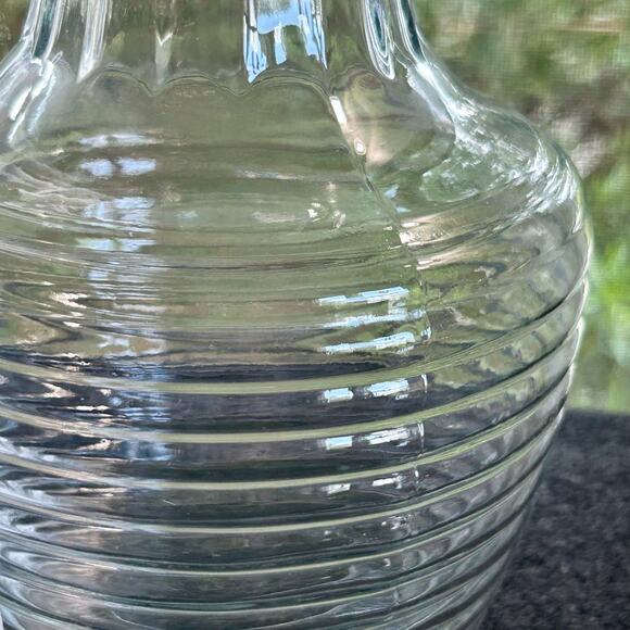 Vintage Anchor Hocking Beehive Ribbed Lidded Clear Glass Carafe Vase - Picture 5 of 14